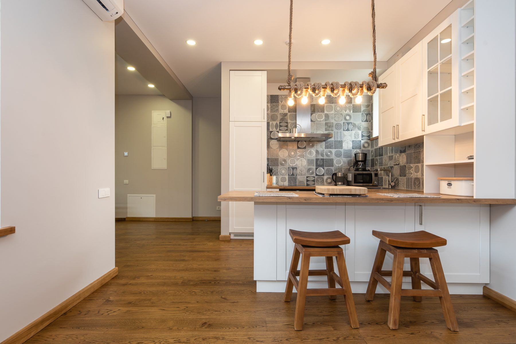 Moderni virtuvės zona ir valgomasis