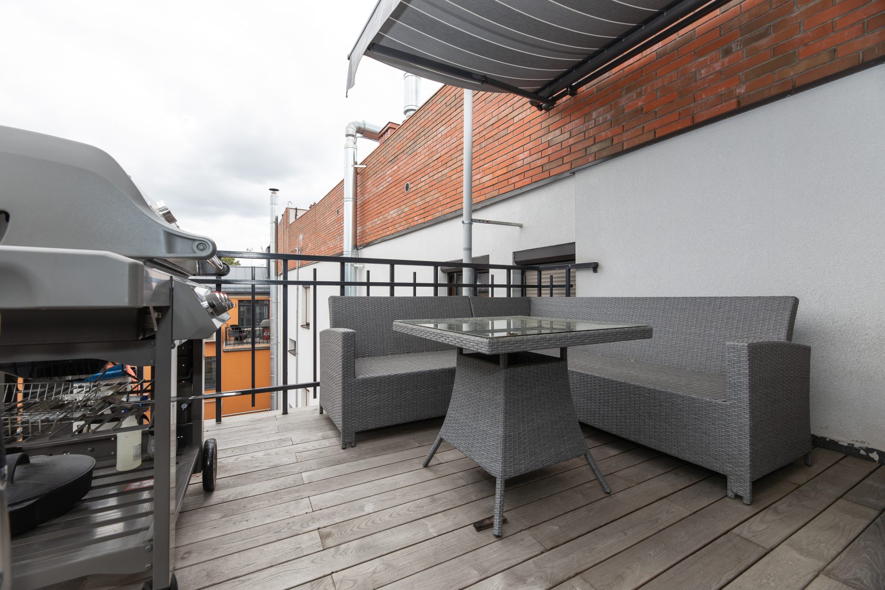 Lauko terasa priklausanti butui