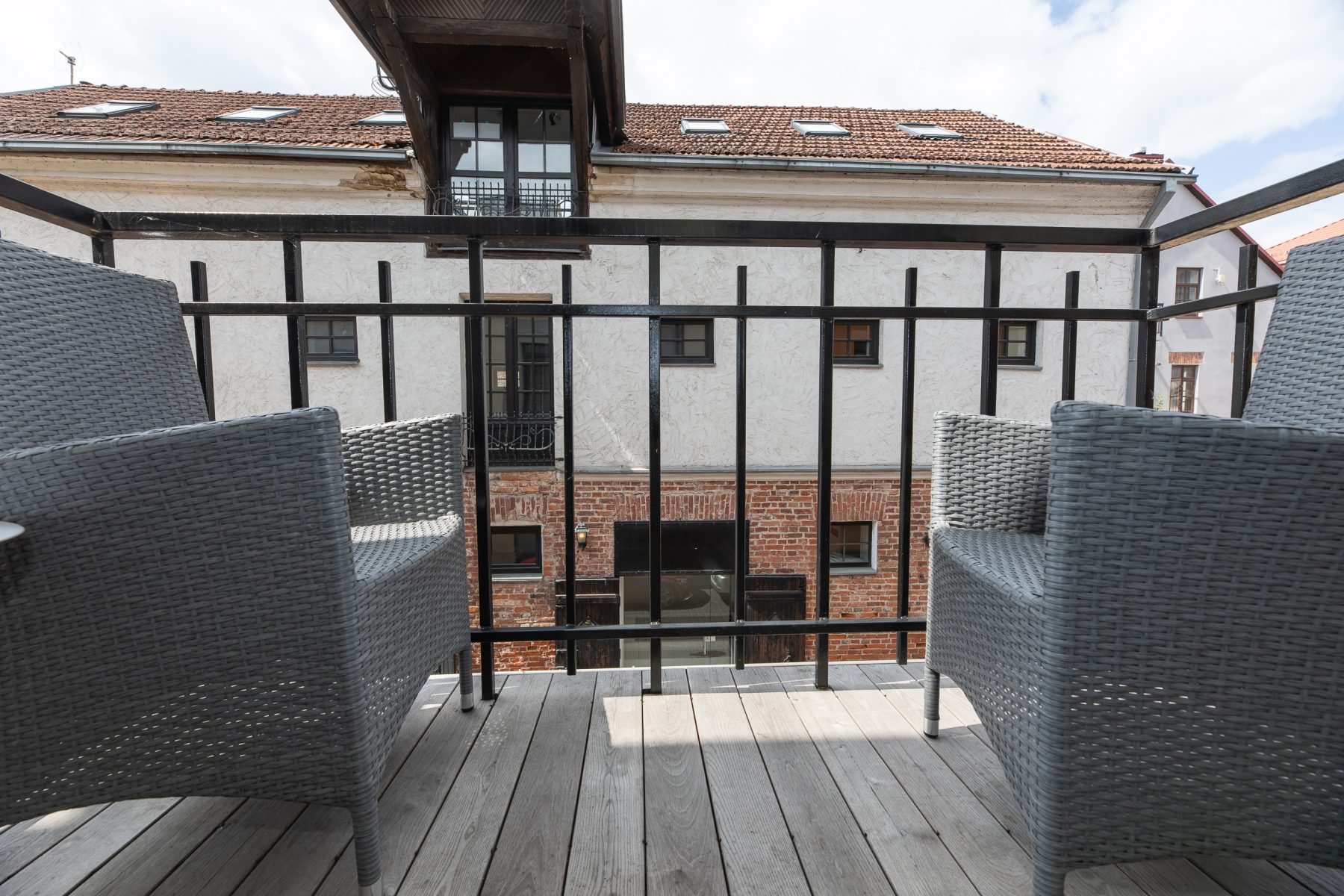 Stilingas butas nuomai su balkonu ir vaizdu