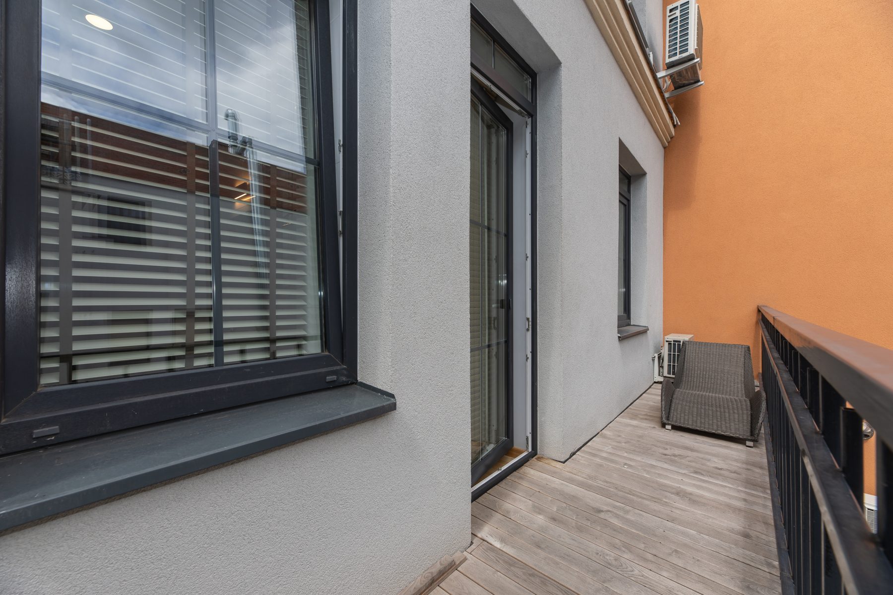 Stilingas butas nuomai su balkonu ir vaizdu