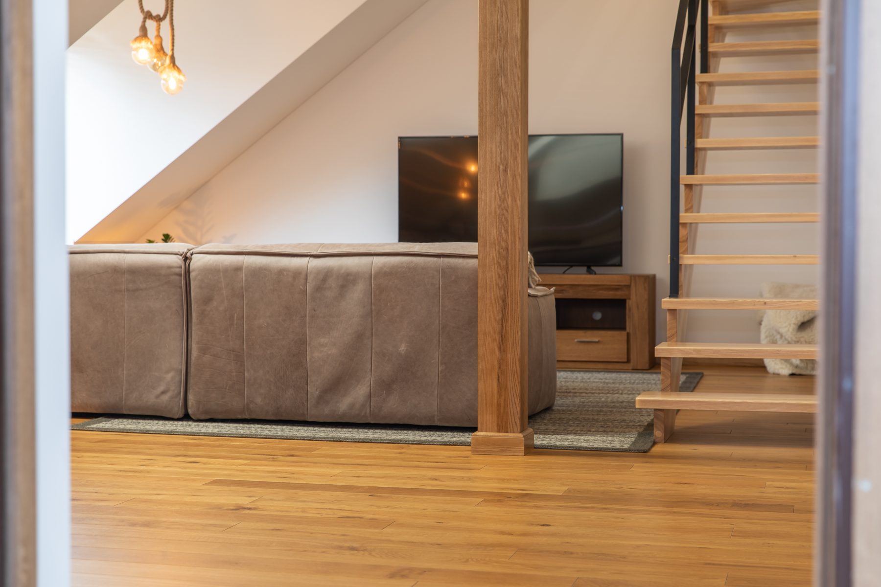 Poilsio zona - svetainė, TV zona