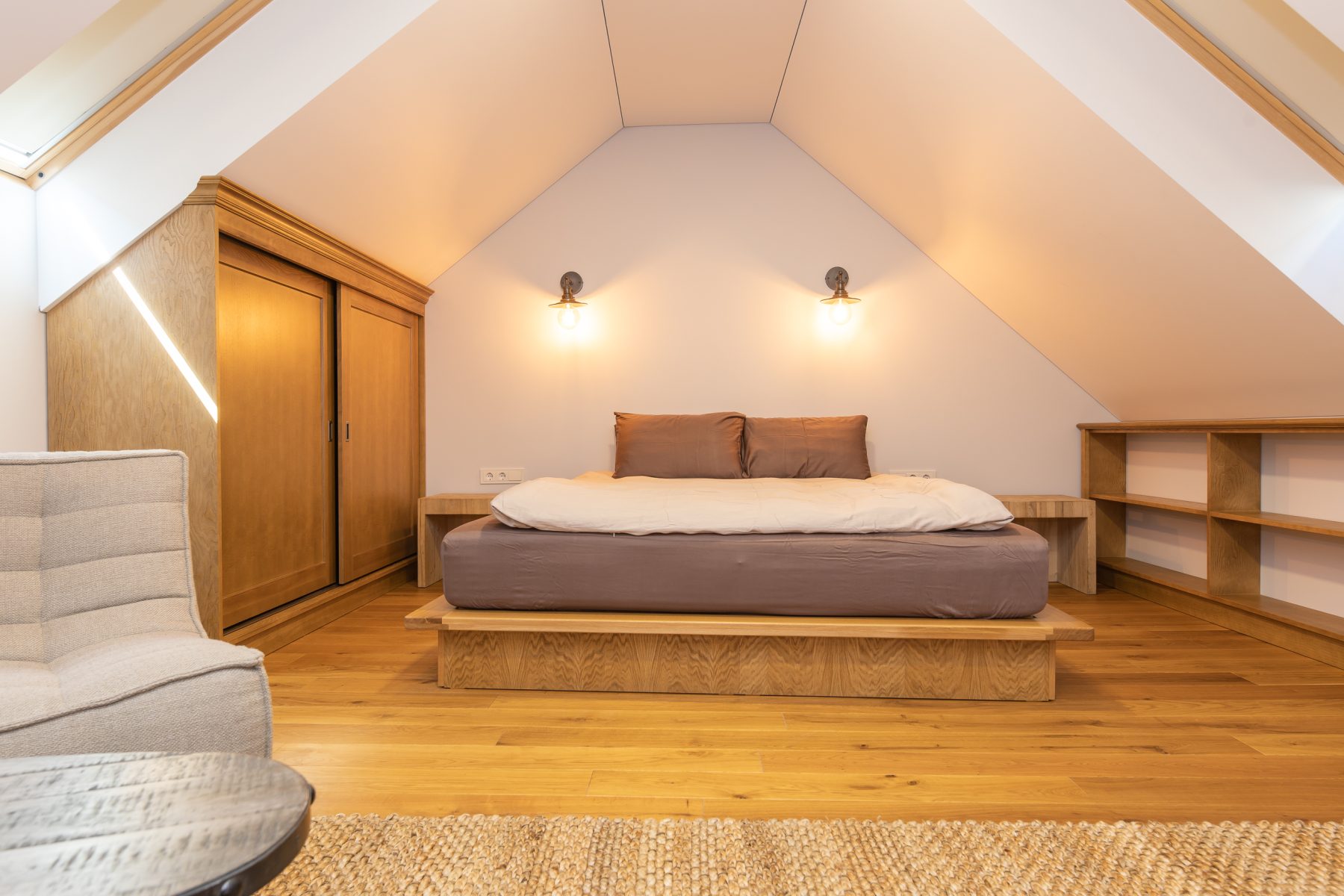 Miegamasis su dvigule lova