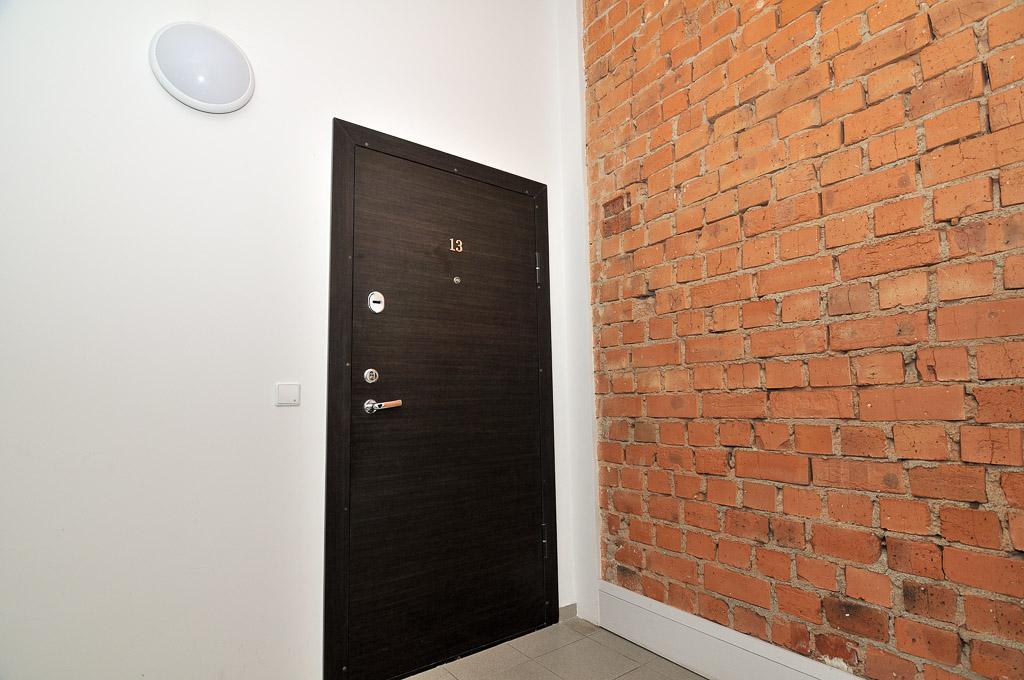 Šarvuotos lauko durys