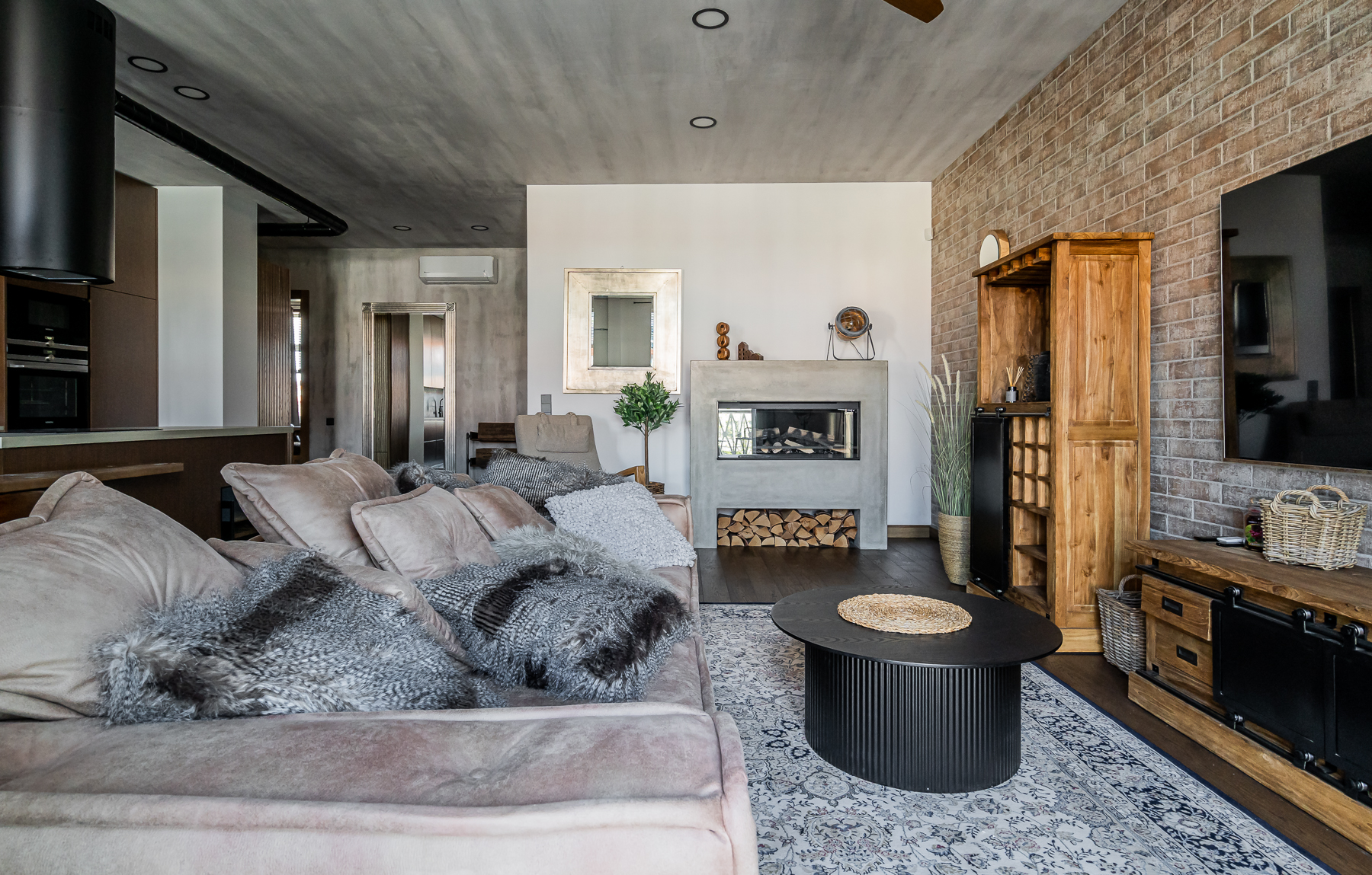 Moderni svetainė su poilsio zona Vilniaus senamiestyj