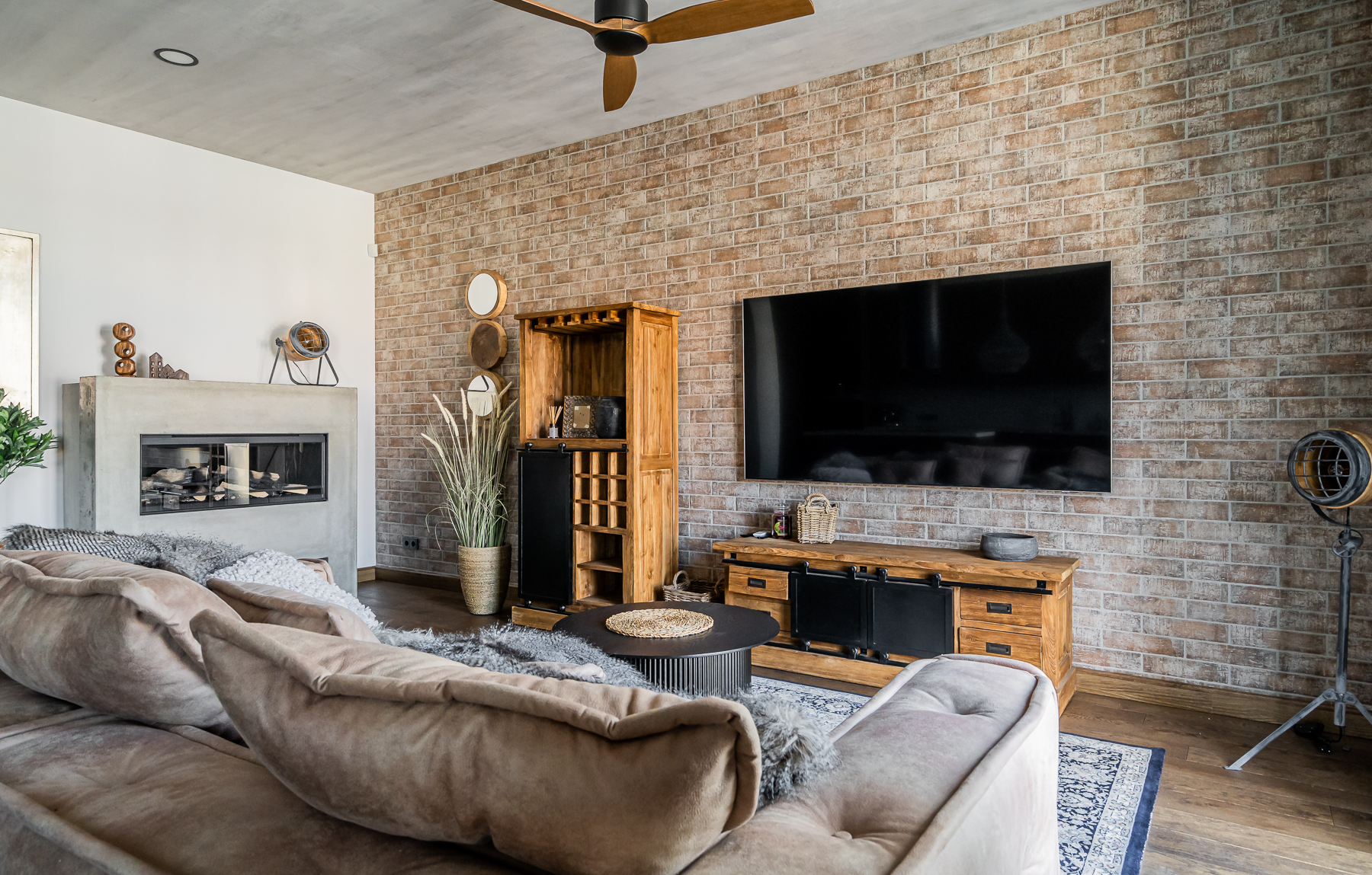 Moderni svetainė su poilsio zona Vilniaus senamiestyj