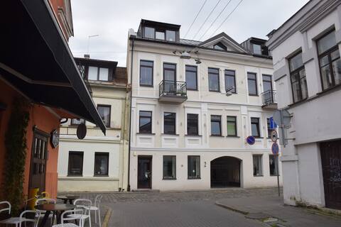 Auksinės žvaigždutės apartamentų pastatas Kauno senamiestyje