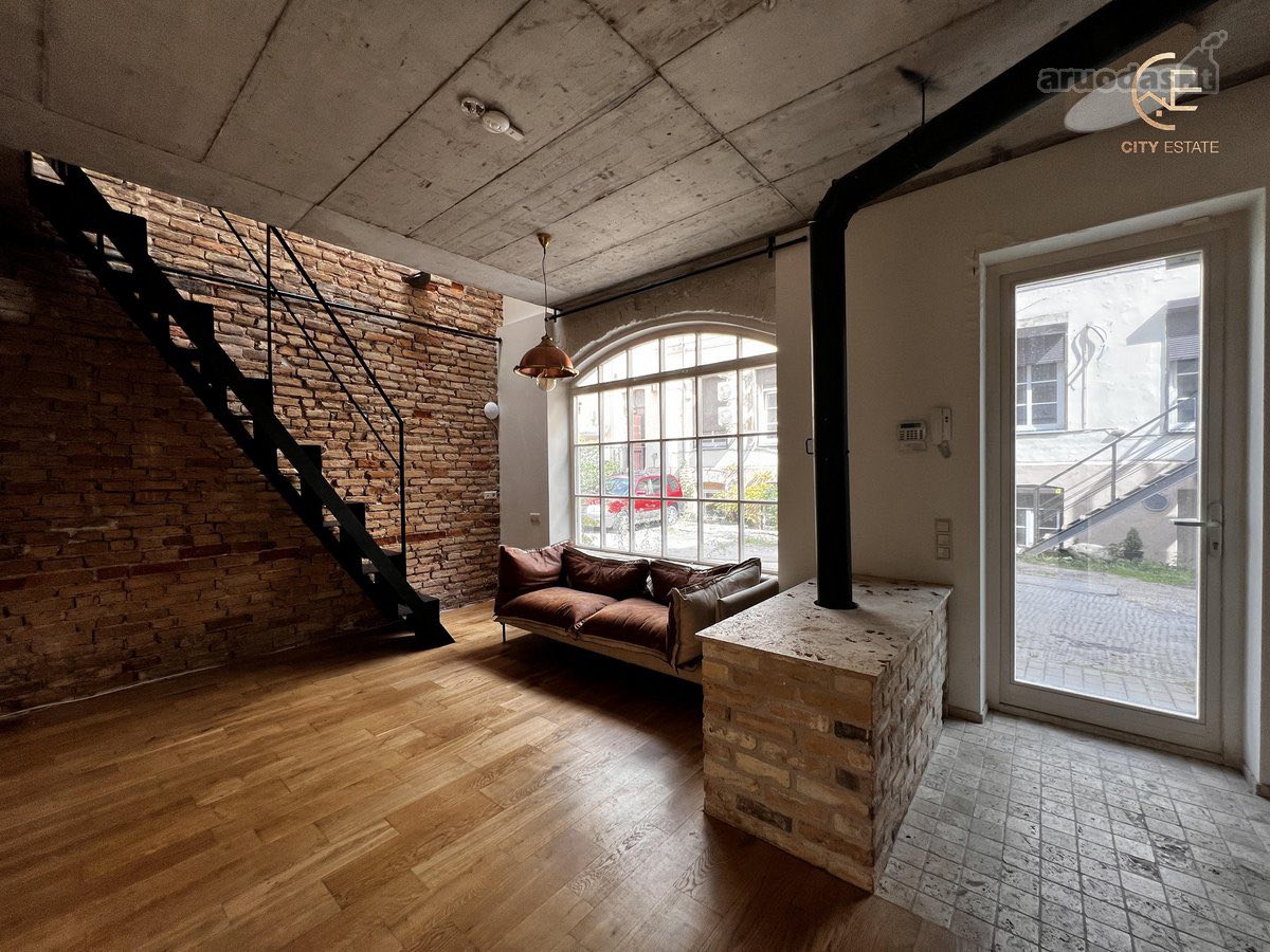 Premium įrengimo loft tipo buto interjeras Kaune